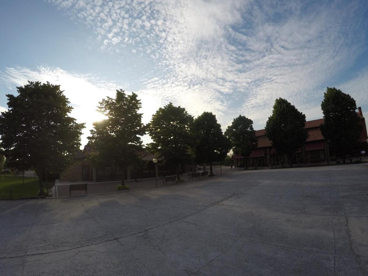 Agriturismo La Rebosola Ca Zennare Esterno foto